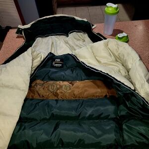 London Fog Men's Green and Cream Puffer Jacket